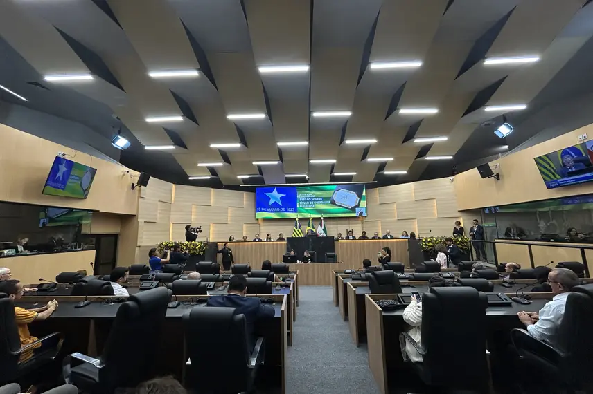 Alepi concede título de cidadania piauiense a Frei Cláudio por proposta de Kalume