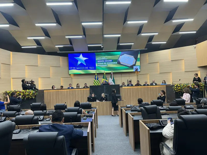 Alepi concede título de cidadania piauiense a Frei Cláudio por proposta de Kalume