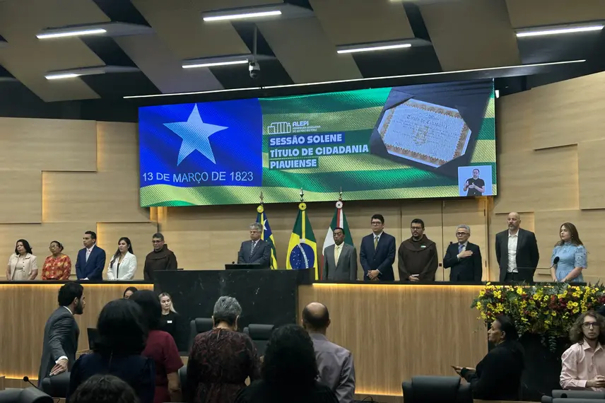 Alepi concede título de cidadania piauiense a Frei Cláudio por proposta de Kalume