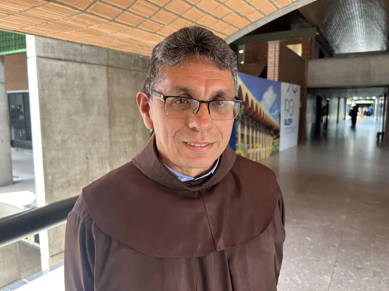 Alepi concede título de cidadania piauiense a Frei Cláudio por proposta de Kalume