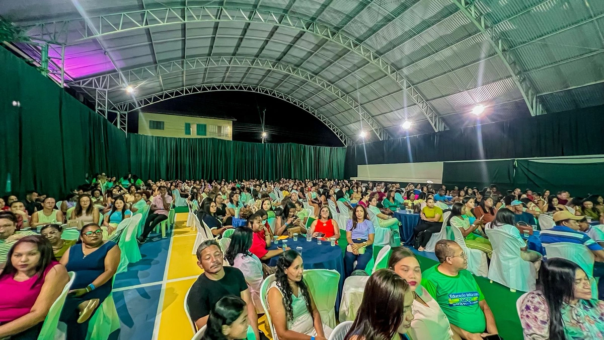 Amarante anuncia concurso para professores na Jornada Pedagógica