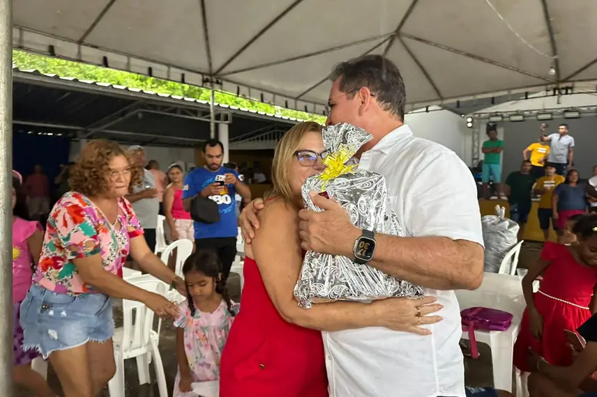 Aniversário de Júnior Carvalho reúne lideranças e comunidade em Demerval Lobão
