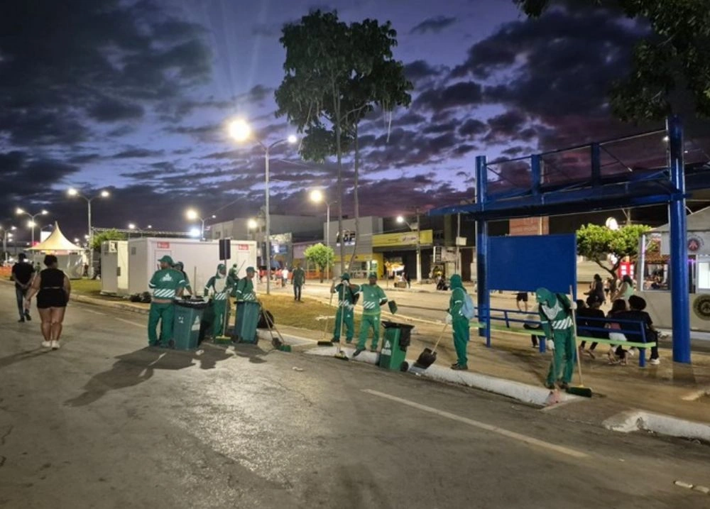 Barreiras do Piauí inicia megaoperação de limpeza após 'Barreiras Folia 2026'