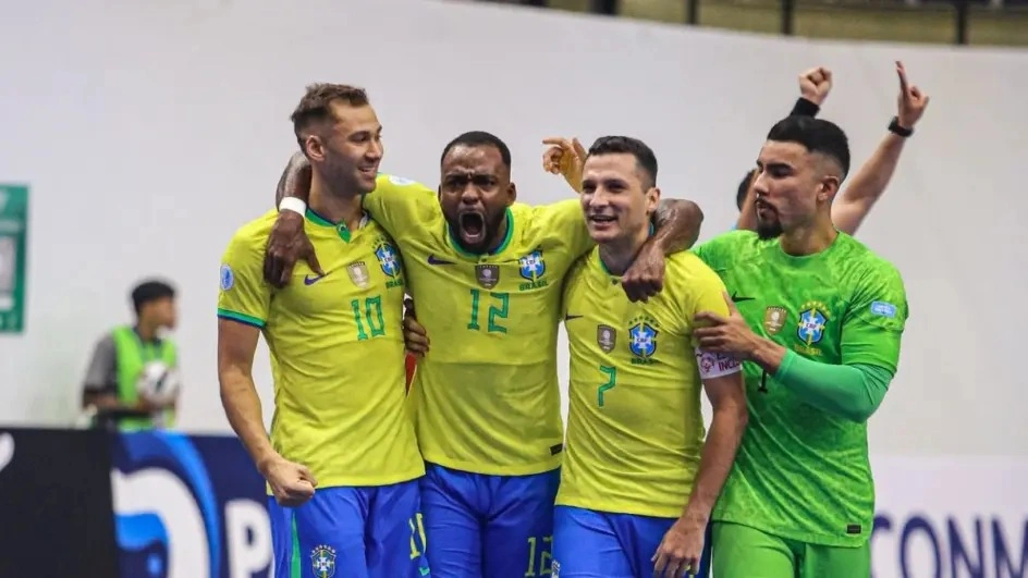 Brasil vence a Argentina e conquista o 12º título da Copa América de Futsal