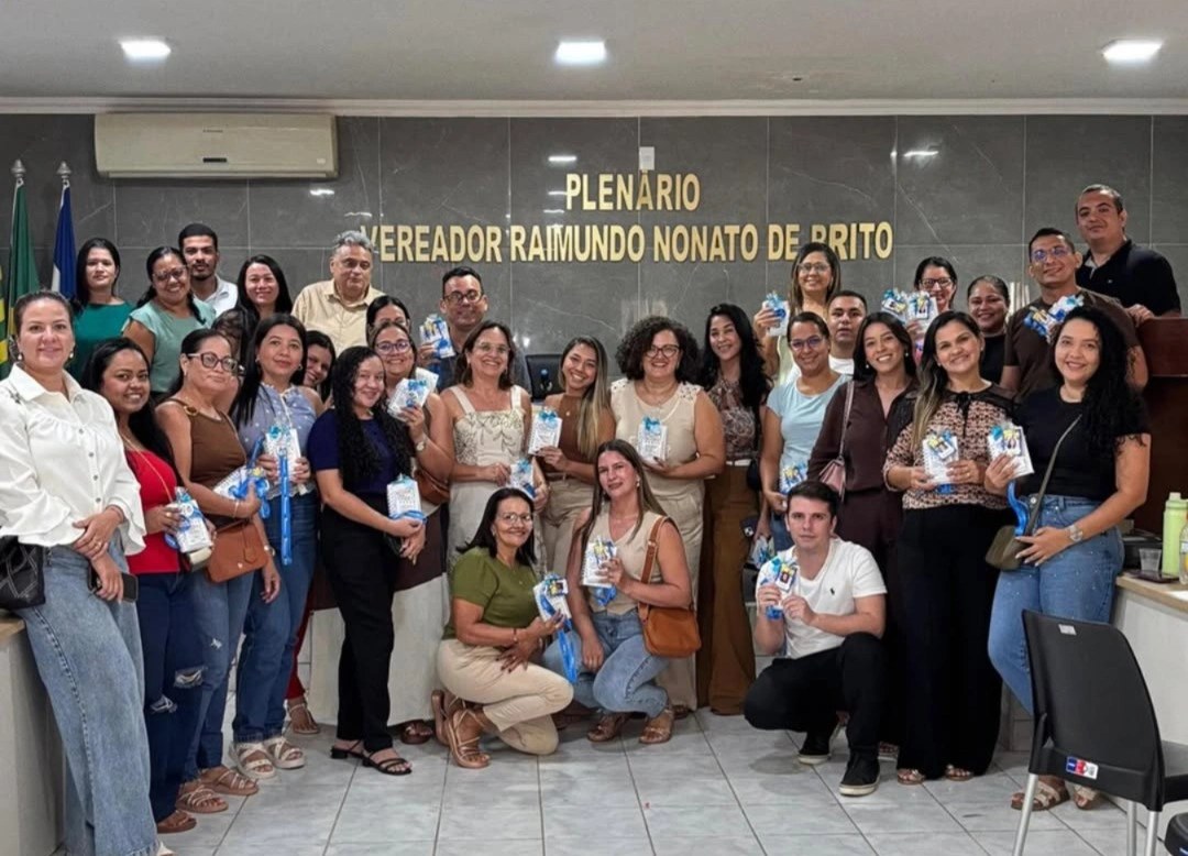 Cajueiro da Praia realiza capacitação para equipe da Assistência Social