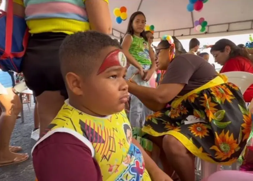 'Carnaval das Crianças' reúne famílias e anima público infantil em Altos