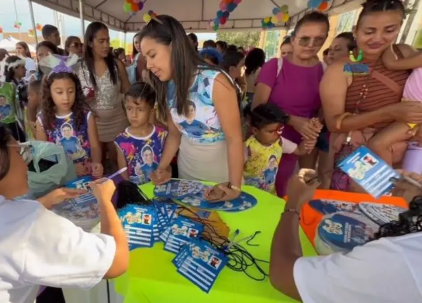 'Carnaval das Crianças' reúne famílias e anima público infantil em Altos