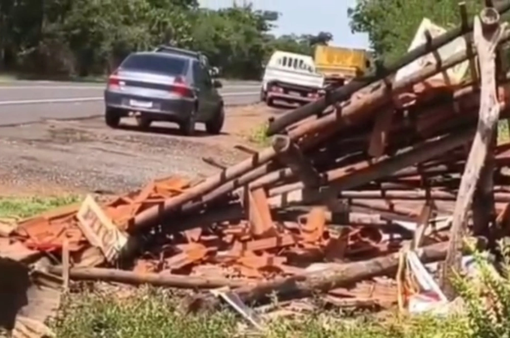 Carro desgovernado atinge barraca e mata vendedora entre Altos e Campo Maior