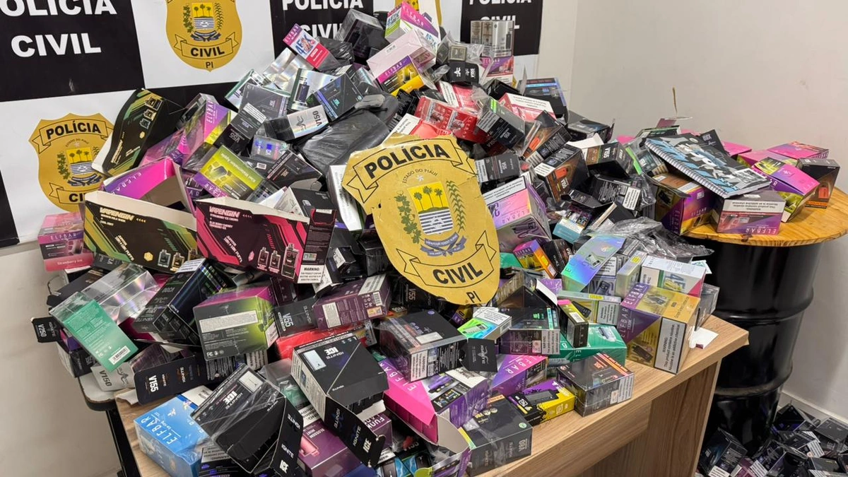 Casal é preso com carga de vapers avaliada em mais de R$ 300 mil em Teresina