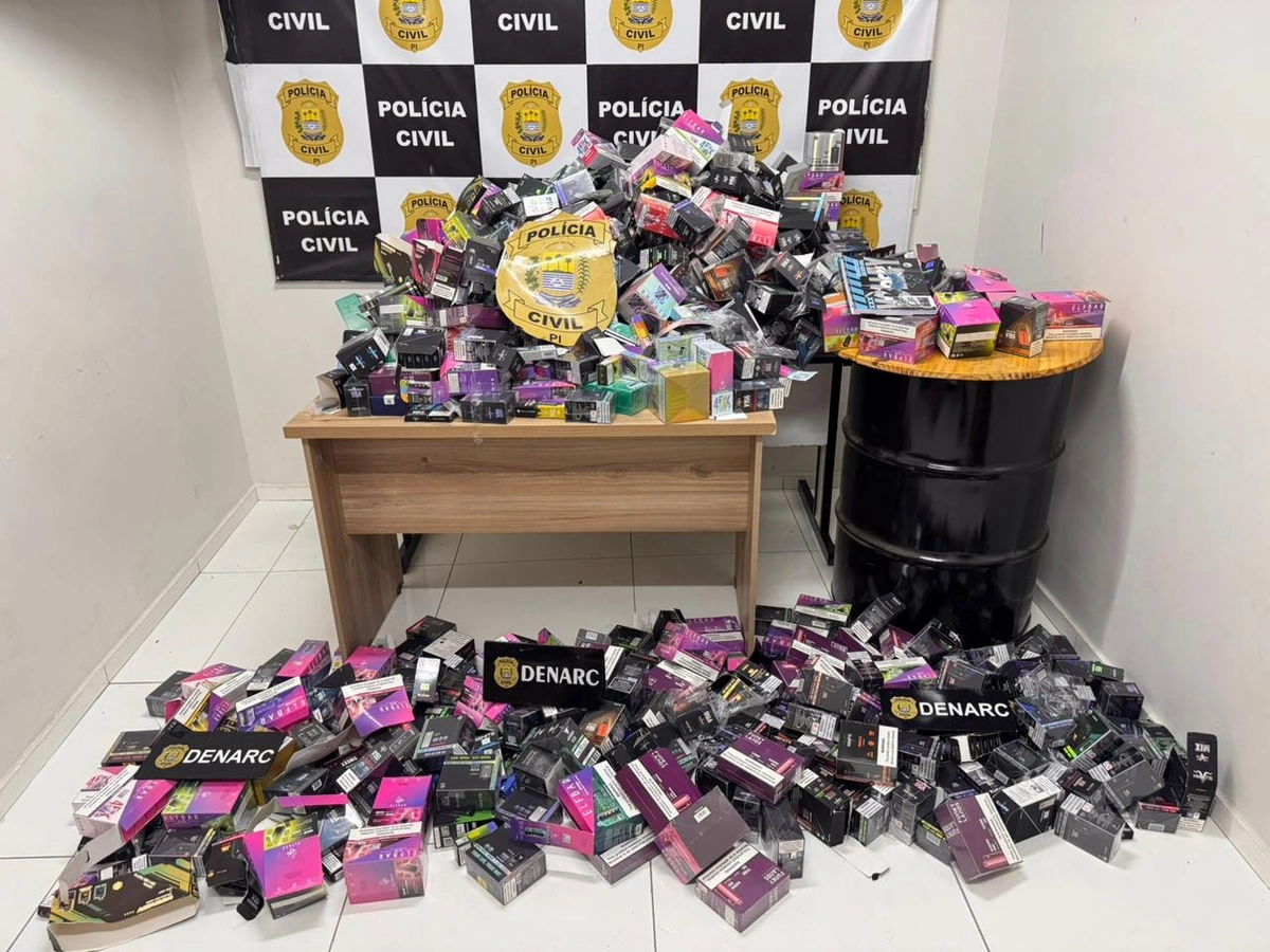 Casal é preso com carga de vapers avaliada em mais de R$ 300 mil em Teresina