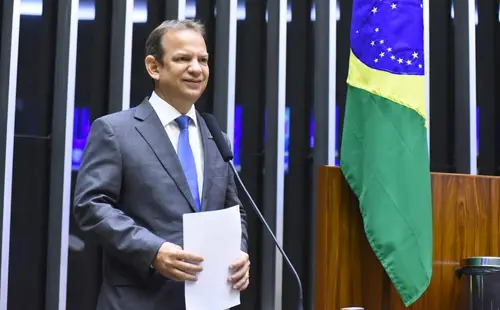 Castro Neto aposta na aprovação do crime de gerontocídio em 2026