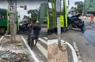 Colisão entre carro e ônibus deixa feridos na avenida Miguel Rosa, em Teresina (Foto: Reprodução)
