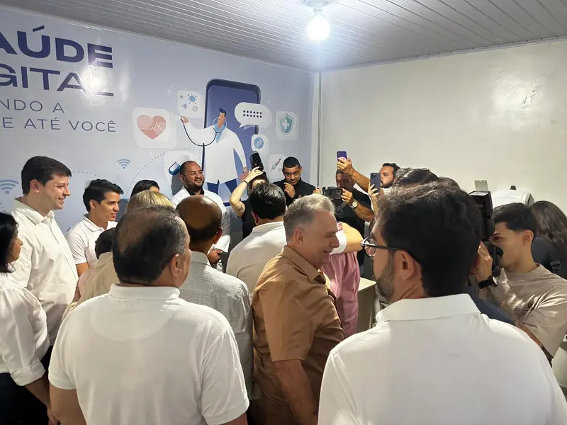 Demerval Lobão recebe ações de Saúde e Educação do Governo do Piauí