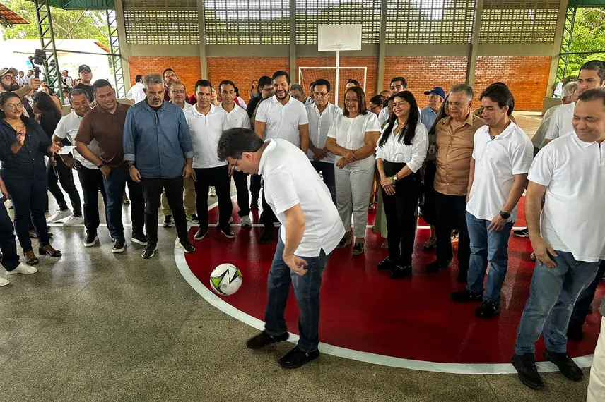 Demerval Lobão recebe ações de Saúde e Educação do Governo do Piauí