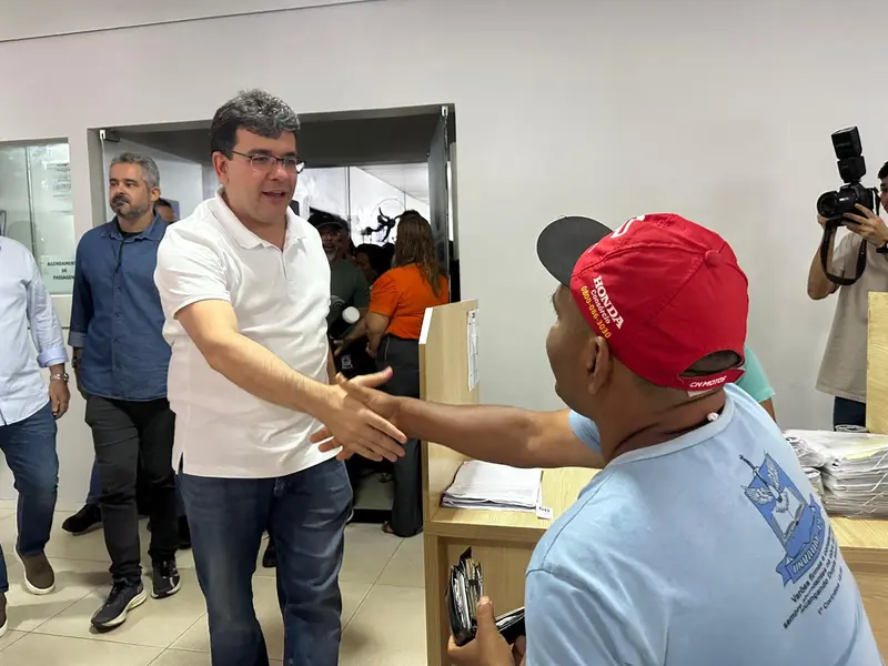 Demerval Lobão recebe ações de Saúde e Educação do Governo do Piauí