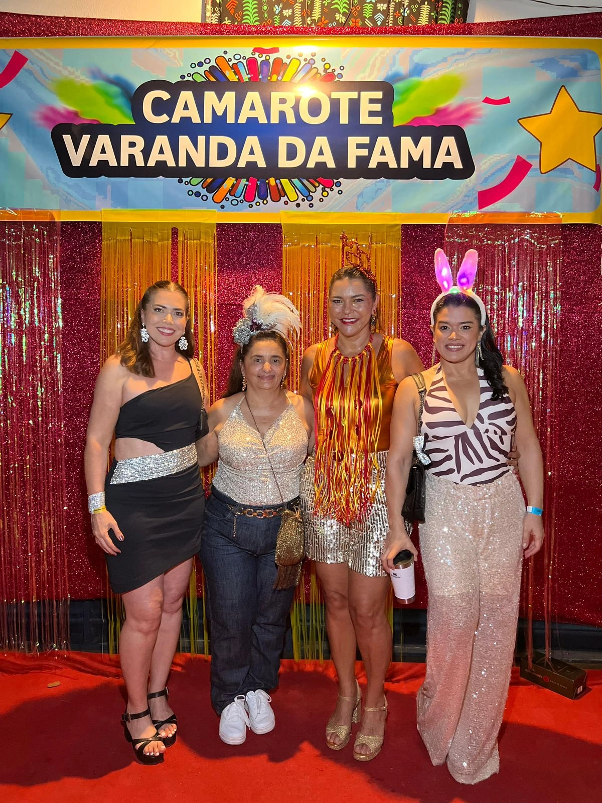 Deputada Janainna Marques prestigia carnavais em diversas cidades do Piauí