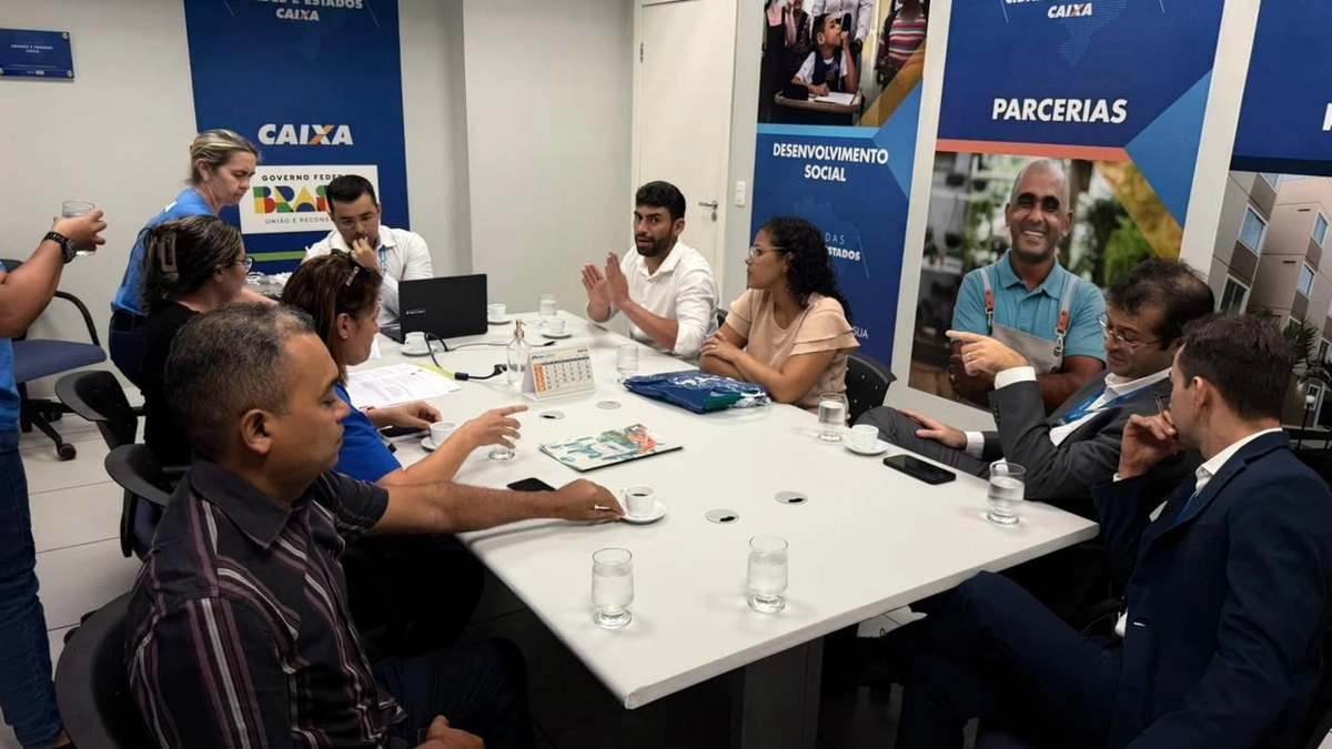 Draga Alana articula solução para imóveis ameaçados de execução no Torquato Neto