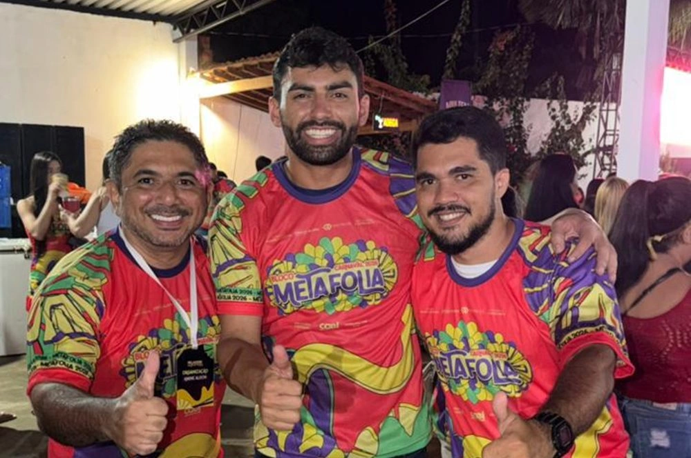 Draga Alana percorre cidades do Piauí durante o Carnaval 2026