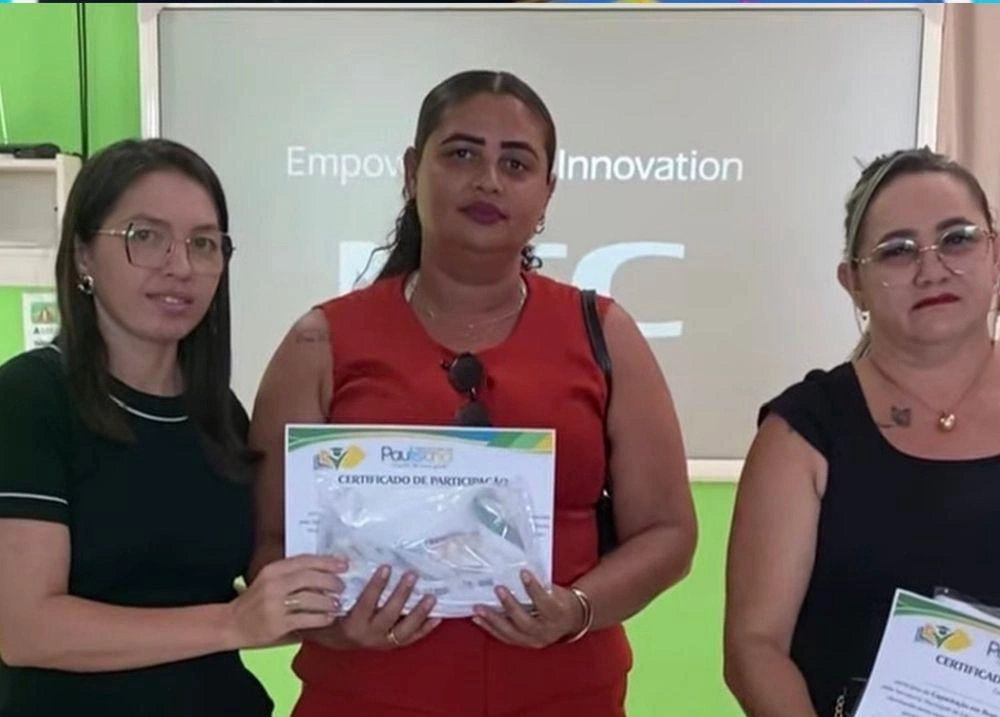 Educação de Paulistana realiza formação para merendeiras e diretores da rede