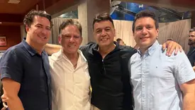 Empresário Dedé Macêdo celebrou seu aniversário em restaurante de Teresina (Foto: Instagram)