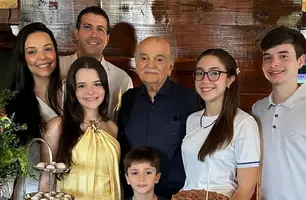 Empresário Jesus Tajra em festa, comemorando em família mais um ano de vida (Foto: Instagram)