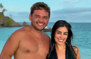 Empresário piauiense Fernandin e Pamela Drudi estão na Indonésia em dias de lazer (Foto: Instagram)