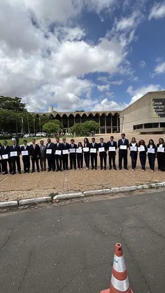 Estudantes vivenciam rotina parlamentar na Alepi pelo projeto Parlamento do Futuro
