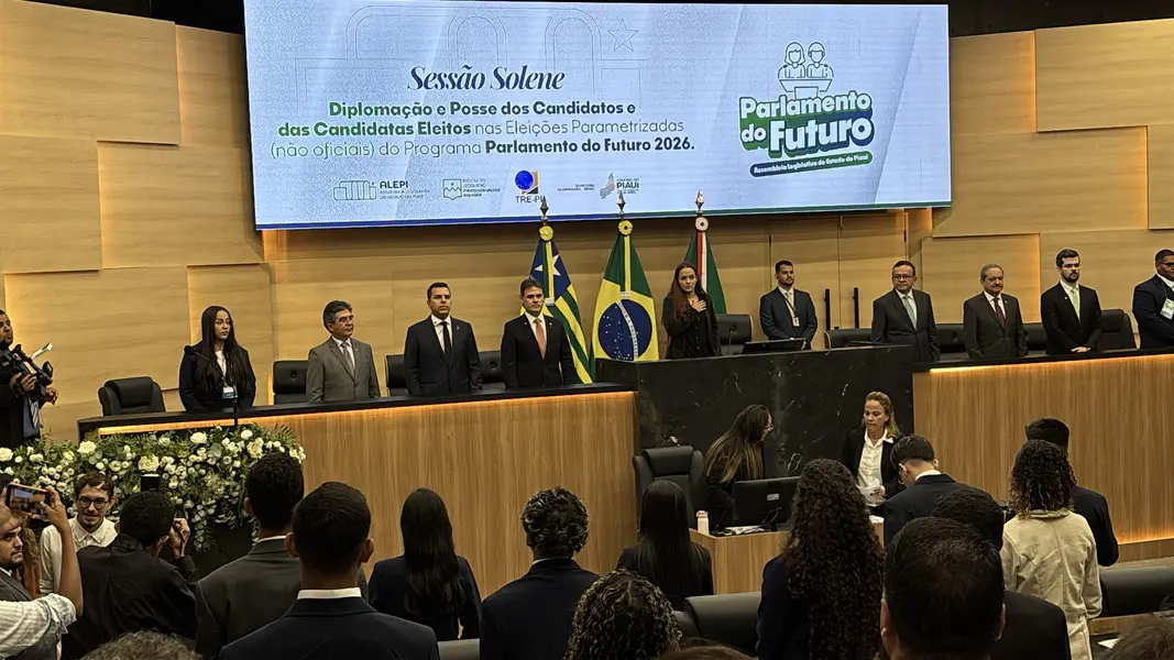 Estudantes vivenciam rotina parlamentar na Alepi pelo projeto Parlamento do Futuro