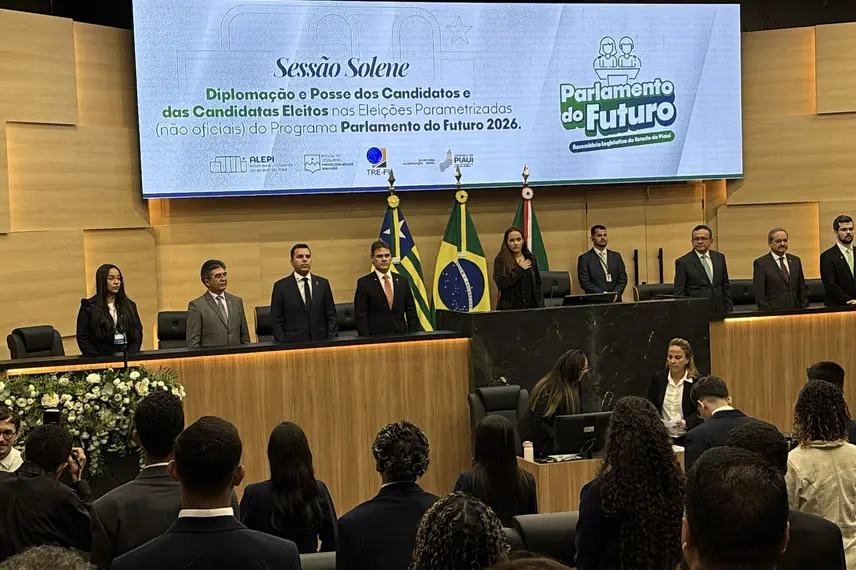 Estudantes vivenciam rotina parlamentar na Alepi pelo projeto Parlamento do Futuro