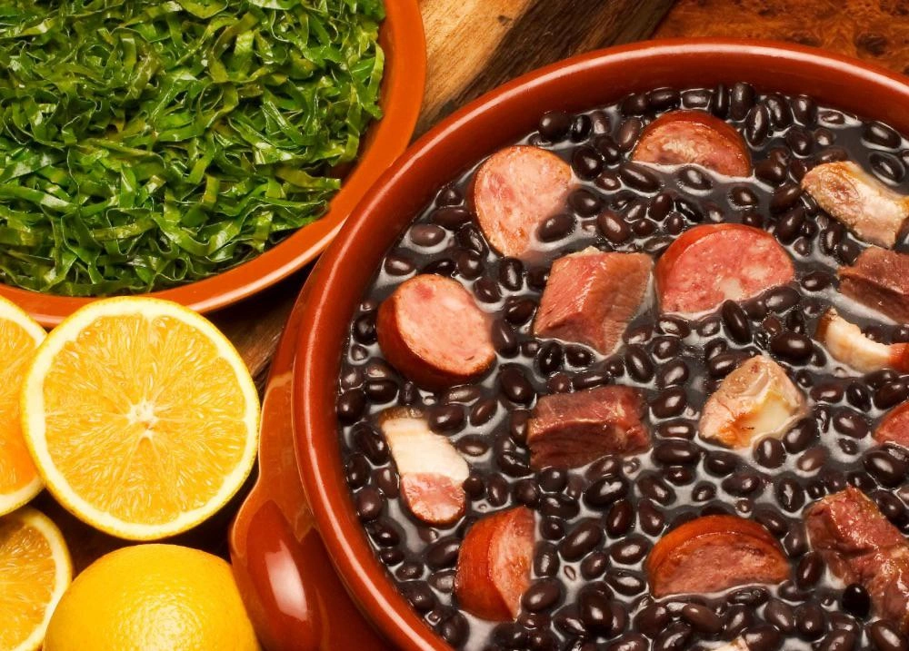 Feijoada de Carnaval anima domingo no Arrey Boutique Hotel em Barra Grande