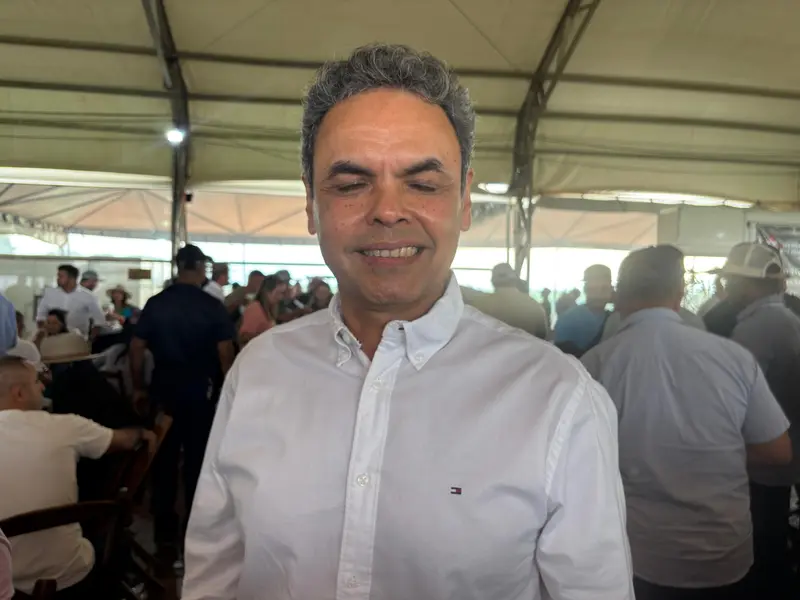 Fonteles participa do 8º Dia de Campo da Insolo em Baixa Grande do Ribeiro