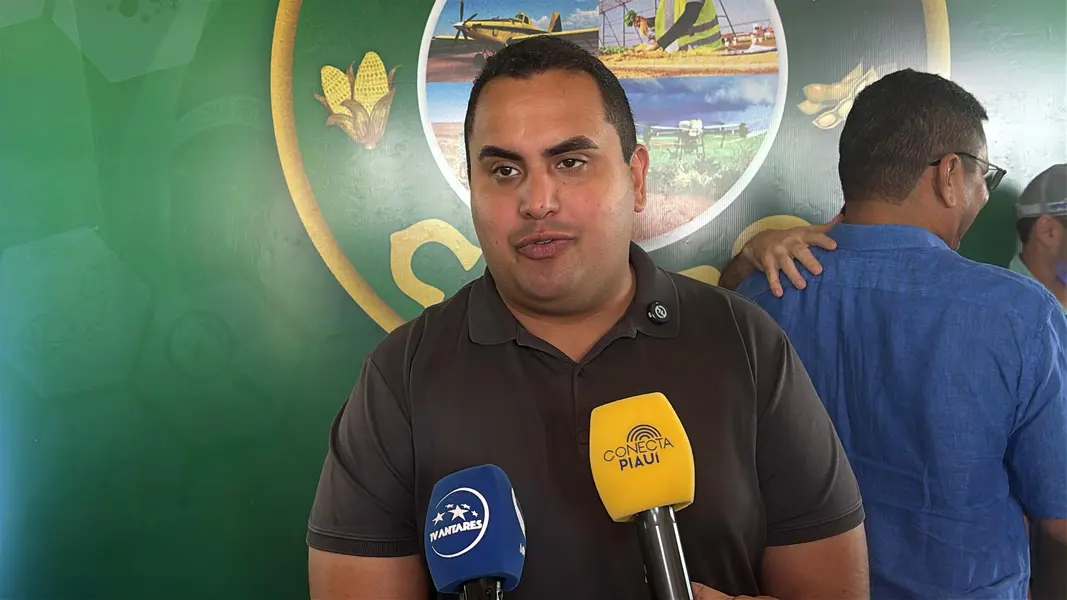 Fonteles participa do 8º Dia de Campo da Insolo em Baixa Grande do Ribeiro