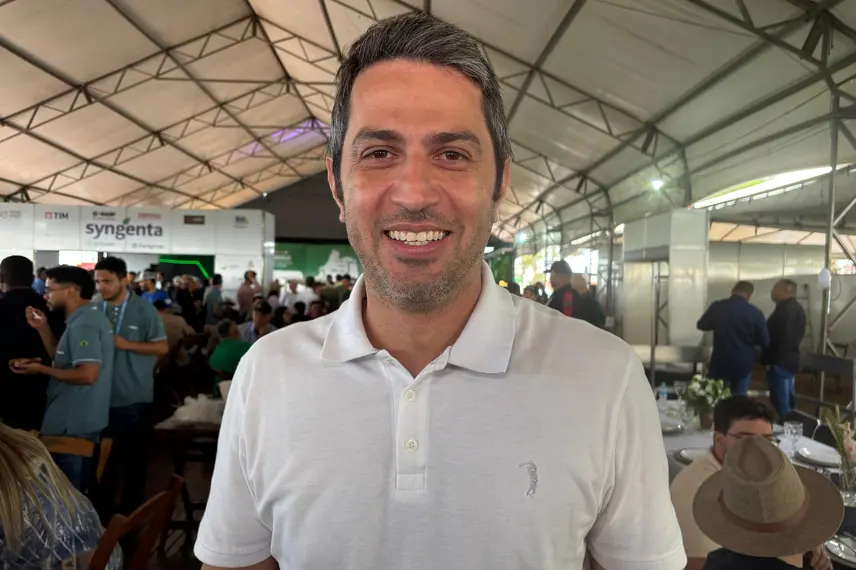 Fonteles participa do 8º Dia de Campo da Insolo em Baixa Grande do Ribeiro