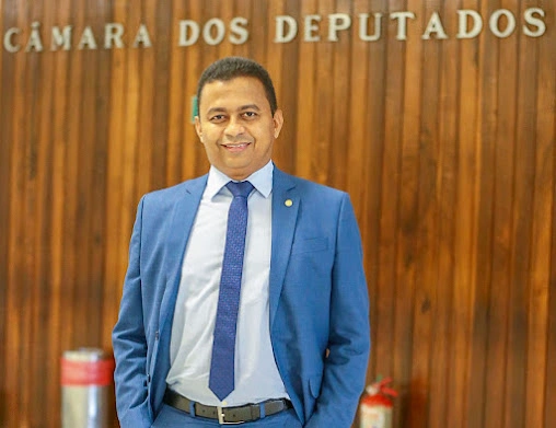 Francisco Costa assume coordenação da bancada federal do Piauí no Congresso