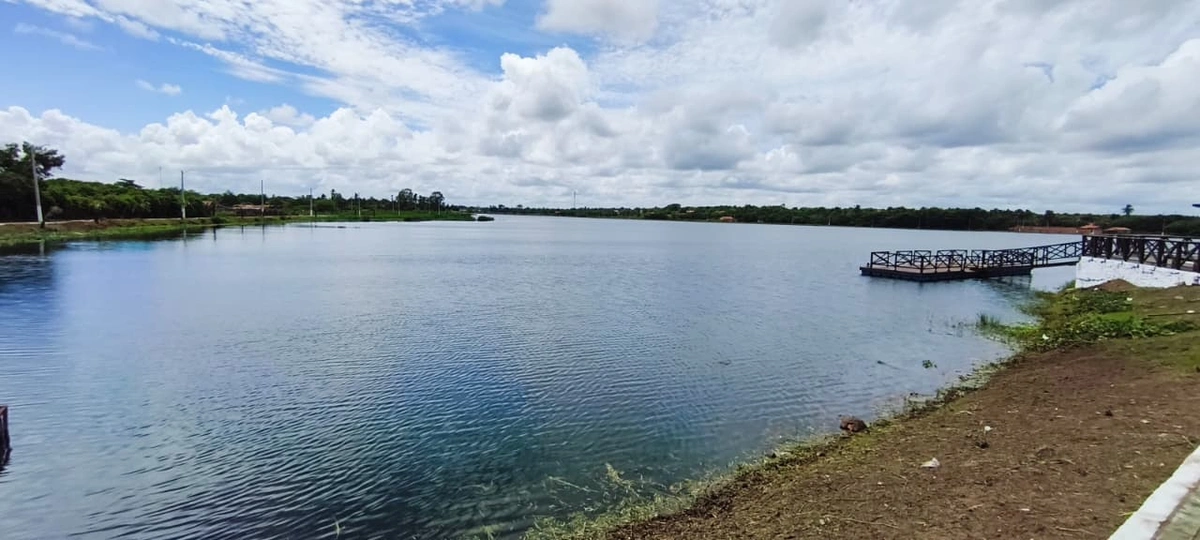 Francisco Emanuel entrega obras e autoriza revitalização em Parnaíba