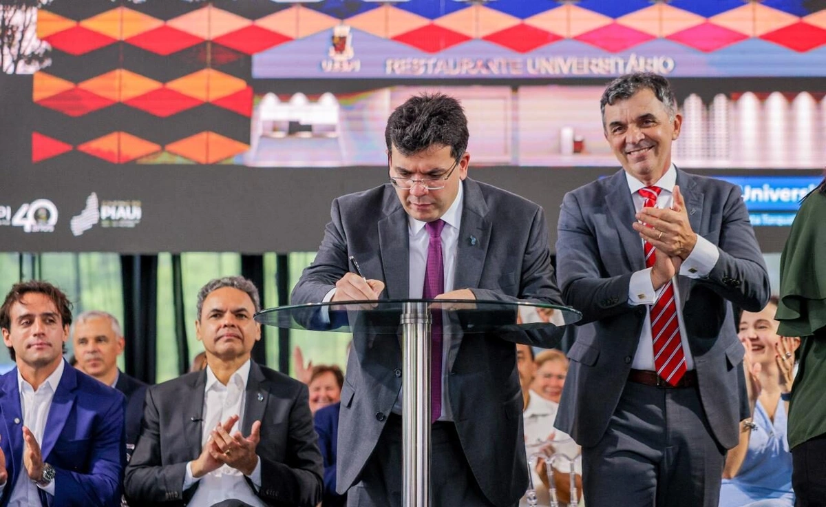 Governador autoriza convocação de 47 professores aprovados em concurso da Uespi