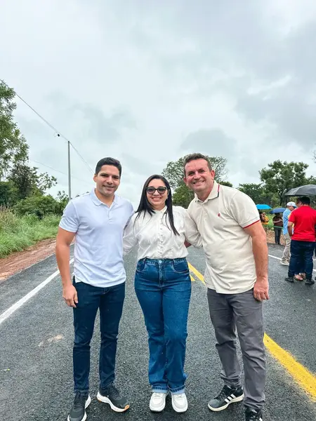 Governador inaugura PI-360 e anuncia mais de R$ 4,3 mi para São Gonçalo do Piauí