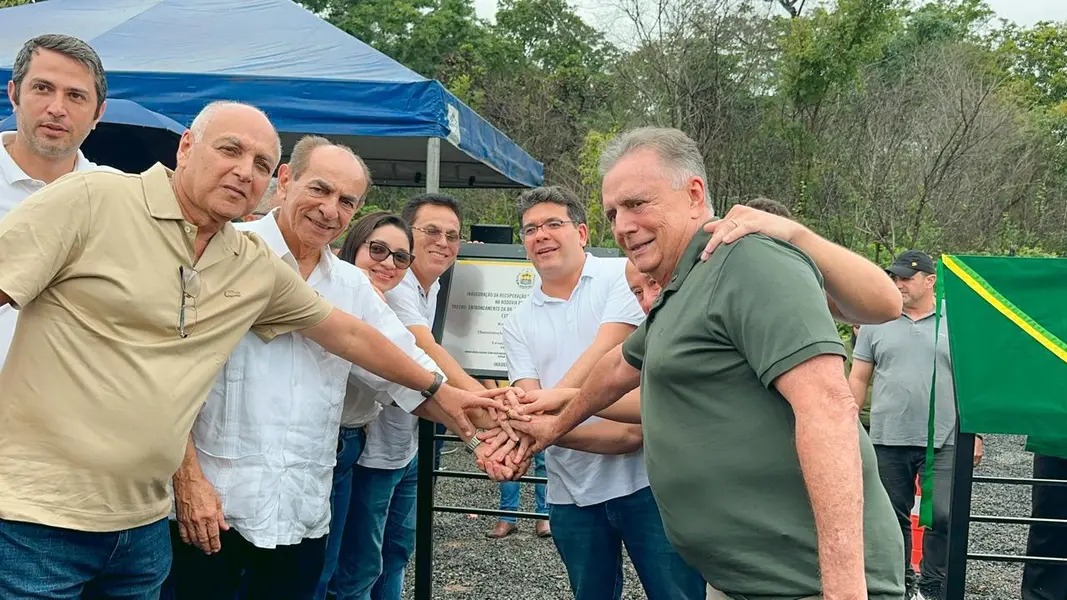 Governador inaugura PI-360 e anuncia mais de R$ 4,3 mi para São Gonçalo do Piauí