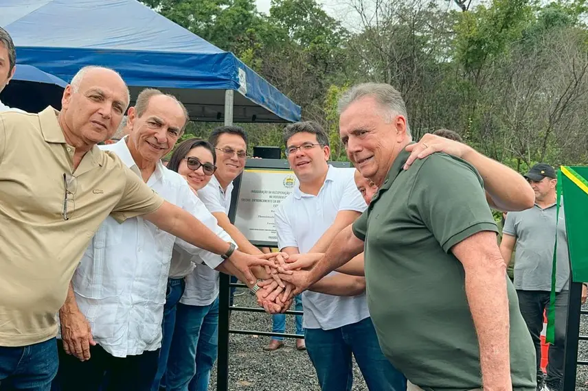 Governador inaugura PI-360 e anuncia mais de R$ 4,3 mi para São Gonçalo do Piauí