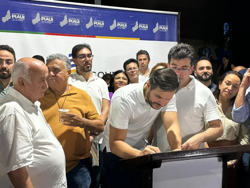 Governador Rafael Fonteles encerra agenda no Médio Parnaíba em Regeneração