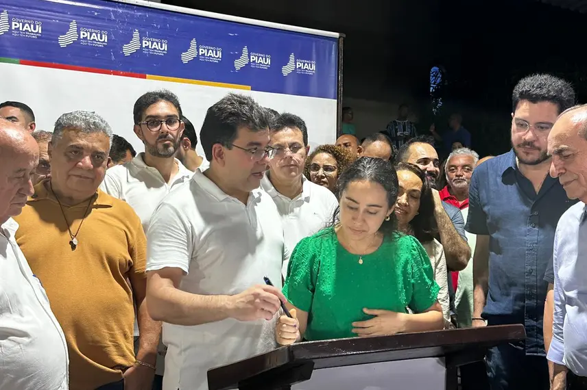 Governador Rafael Fonteles encerra agenda no Médio Parnaíba em Regeneração