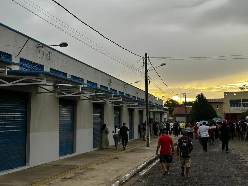 Governador Rafael Fonteles encerra agenda no Médio Parnaíba em Regeneração