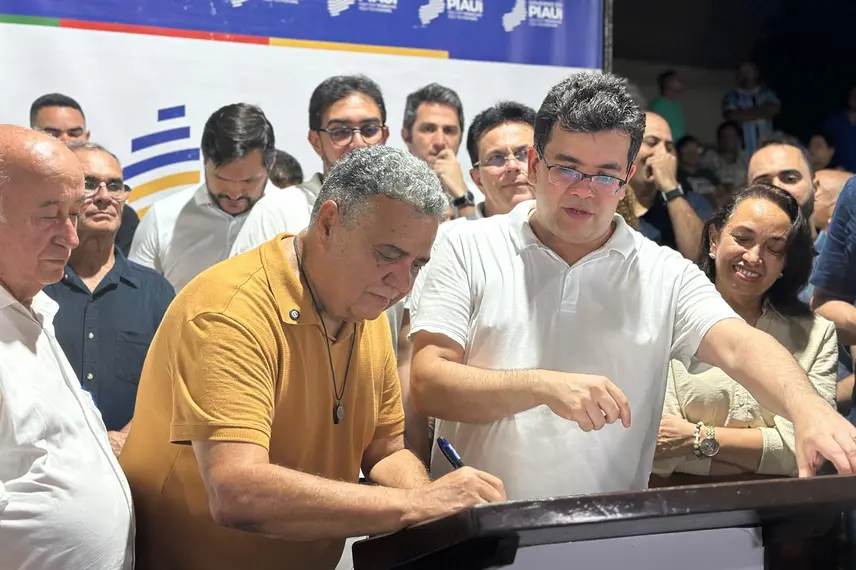 Governador Rafael Fonteles encerra agenda no Médio Parnaíba em Regeneração