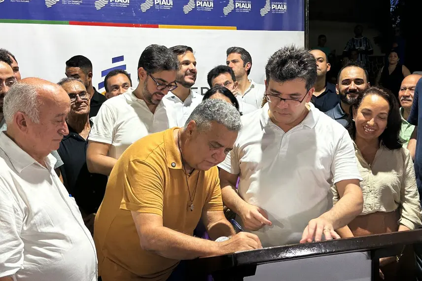 Governador Rafael Fonteles encerra agenda no Médio Parnaíba em Regeneração