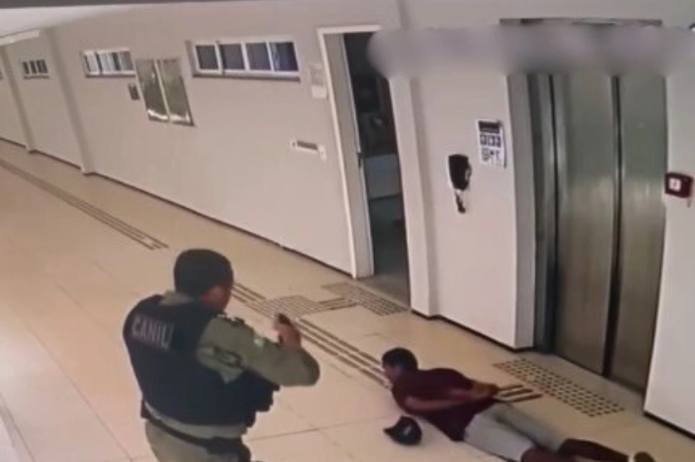 Homem é preso após tentar furtar arma dentro do prédio do TJ, em Picos