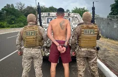 Homem é preso por tráfico após denúncia de comercialização de drogas em Teresina