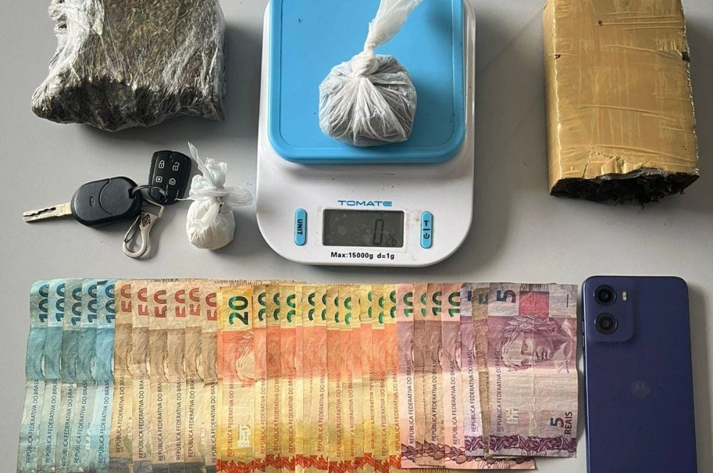 Homem é preso por tráfico após denúncia de comercialização de drogas em Teresina