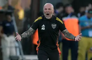 Jorge Sampaoli: técnico argentino foi desligado do time mineiro nesta quinta-feira, 12 (Foto: JUAN MABROMATA / AFP)