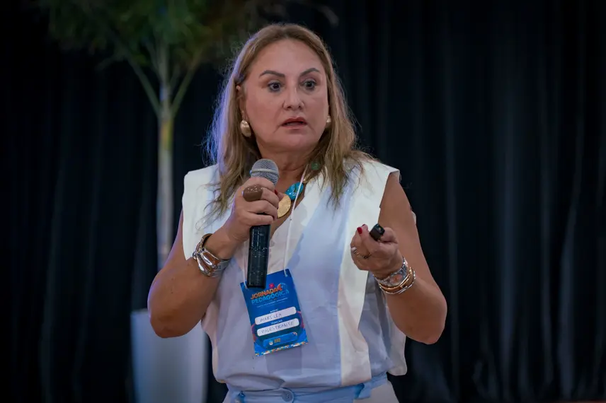 Jornada Pedagógica debate gestão inteligente em Palmeira do Piauí