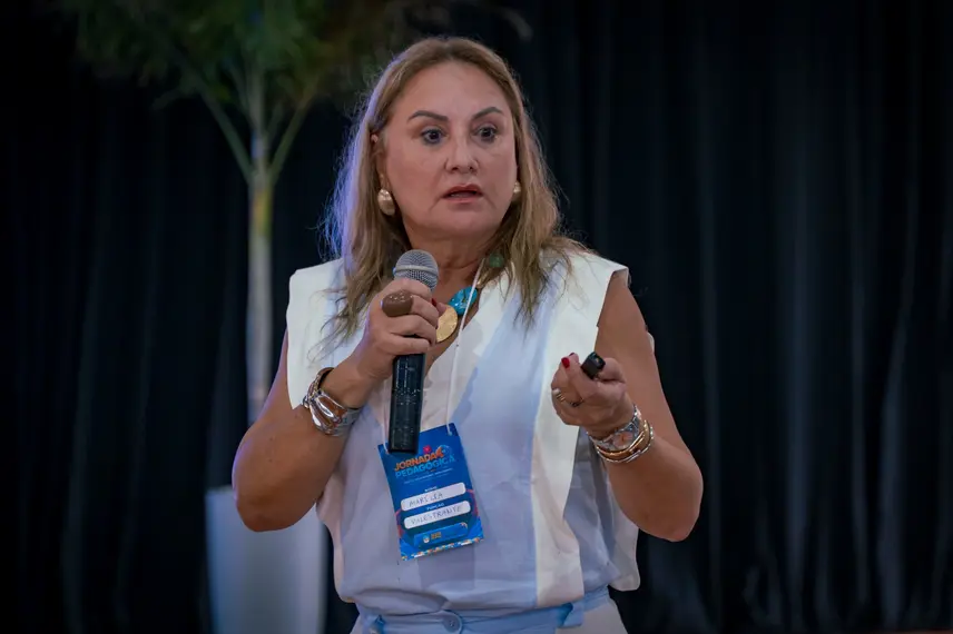 Jornada Pedagógica debate gestão inteligente em Palmeira do Piauí